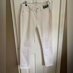 Ana white jeans size 4. New with tags